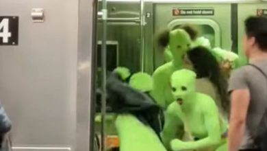 Фото - Хулиганки в неоново-зелёных трико избили двух юных пассажирок метро
