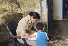 Фото - Мальчик пришёл в полицию с жалобой на маму, укравшую его конфеты